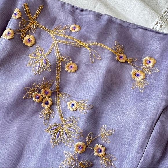 Rampage Y2K 90s Lavender Strapless Top with Floral Detail - Picture 4 of 7